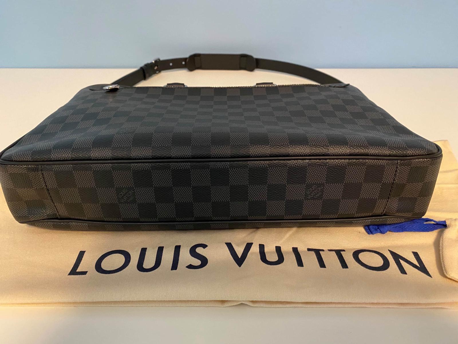 Louis Vuitton T-Shirt - Vinted